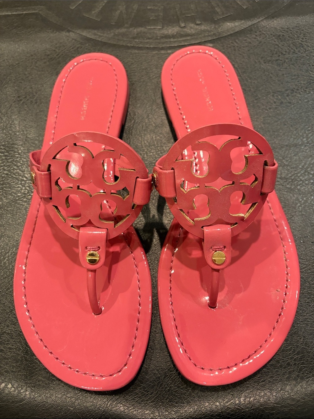 Tory Burch  Pink Patent Leather Logo Thong Sandals Size 8